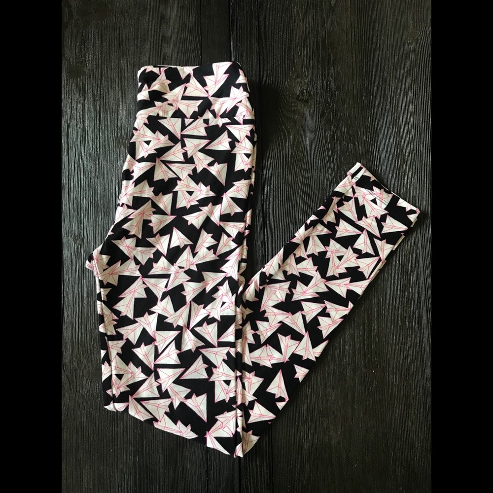 Lularoe OS One Size Paper Airplane Leggings